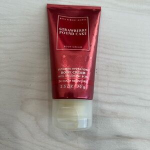 Bath and body works Strawberry poundcake mini lotion